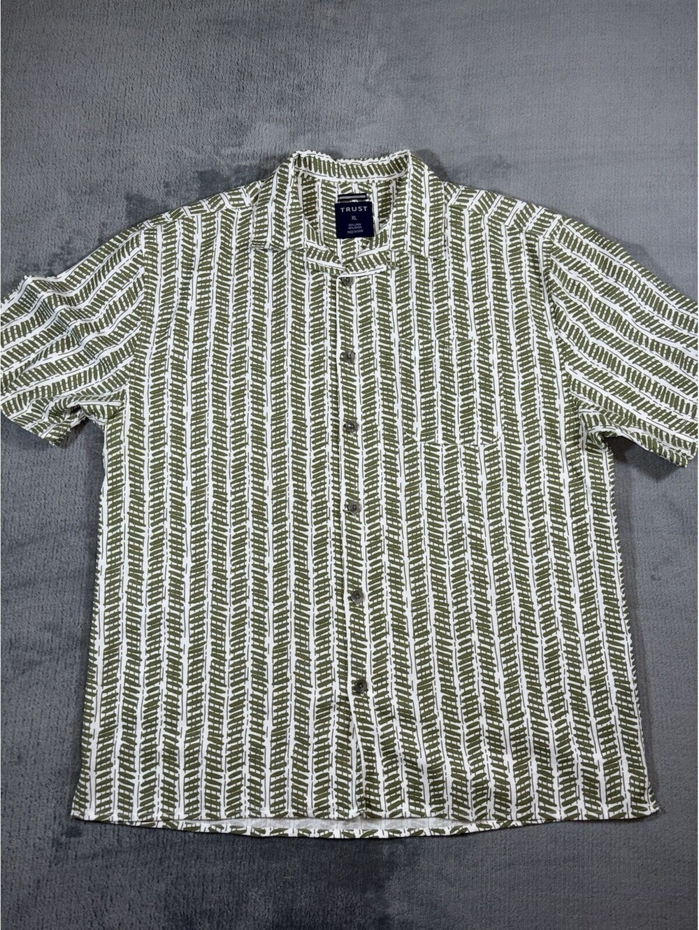 Trust Mens XL Green White Linen Blend Short Sleeve Camp Collar Button Down Shirt